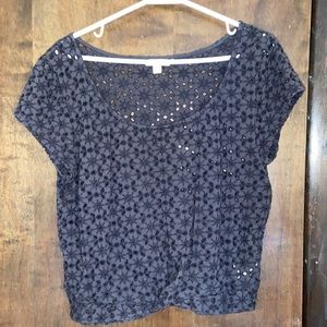 American Eagle size large cropped shirt